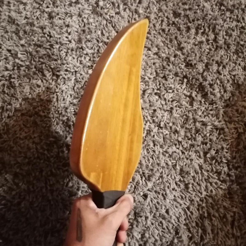 Paddle en Iroko "La plume" Paddle en Iroko "La plume"