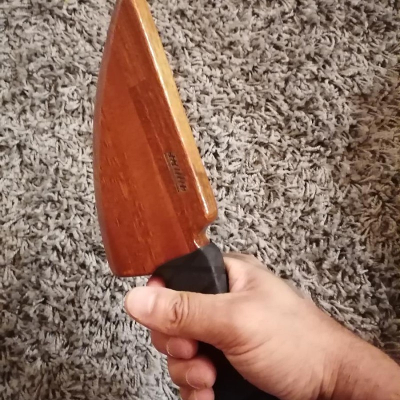 Couteau "The butcher 2" en bois de Sapelli Couteau "The butcher 2" en bois de Sapelli
