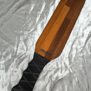 Paddle en Sapelli "Le biseau" Paddle en Sapelli "Le biseau"