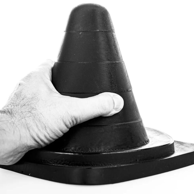 Plug Cone AB68 Small Cone All Black 19 x 13cm Plug Cone AB68 Small Cone All Black 19 x 13cm