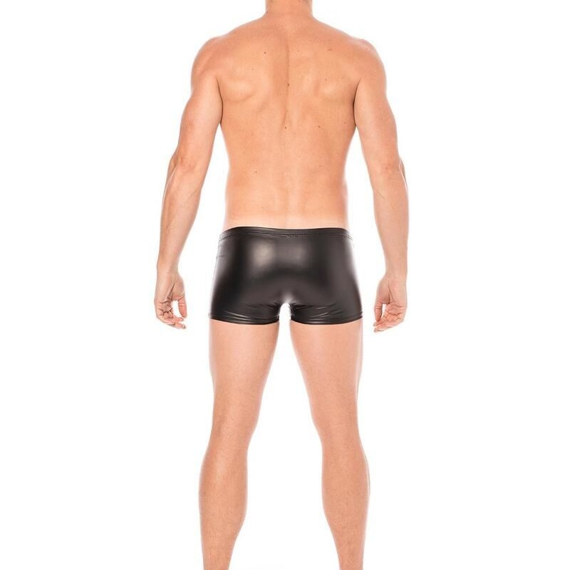 boxer noir en simili cuir dans un tissu souple et confortable boxer noir en simili cuir dans un tissu souple et confortable