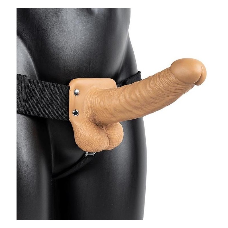 Gode ceinture creux Hollow Strap On RealRock 18 x 4.5cm Latino Gode ceinture creux Hollow Strap On RealRock 18 x 4.5cm Latino