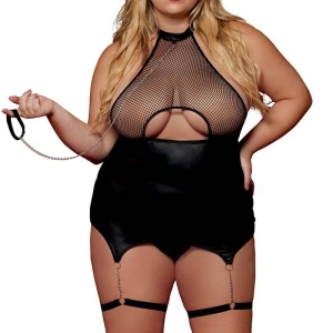 body noir et cuir avec chaines pour soirée et jeux fétichiste et bdsm. body noir et cuir avec chaines pour soirée et jeux fétichiste et bdsm.