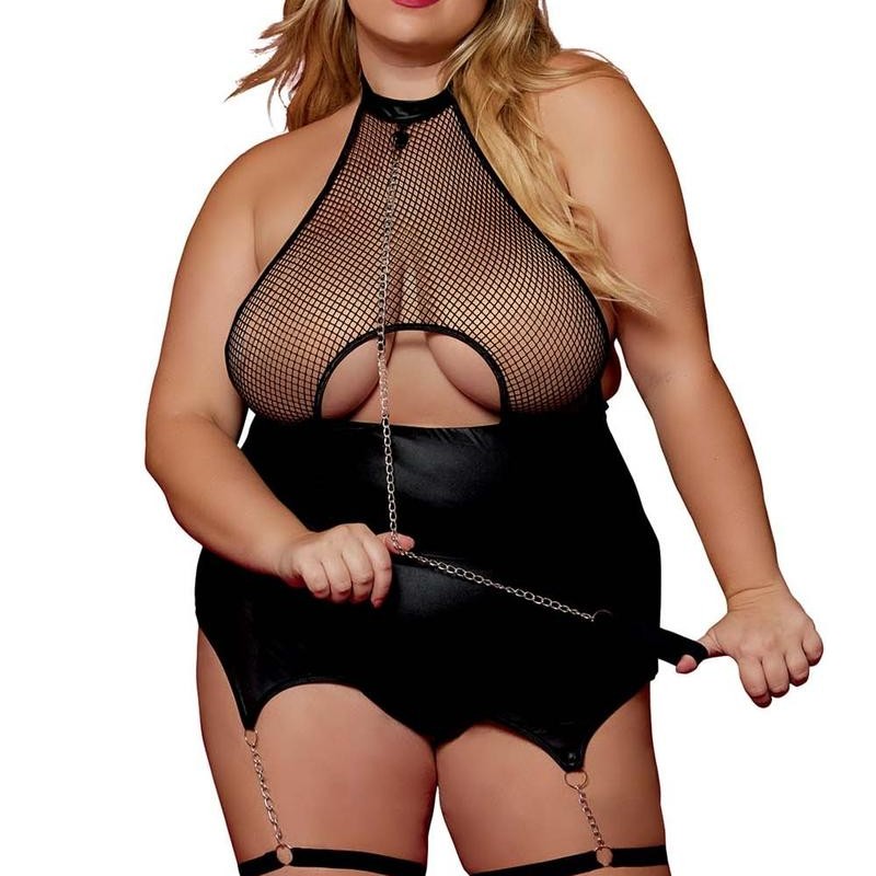 body noir et cuir avec chaines pour soirée et jeux fétichiste et bdsm. body noir et cuir avec chaines pour soirée et jeux fétichiste et bdsm.